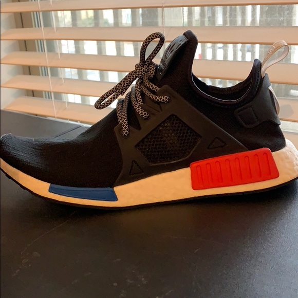 SOLD Adidas NMD R1 - Picture 2 of 4